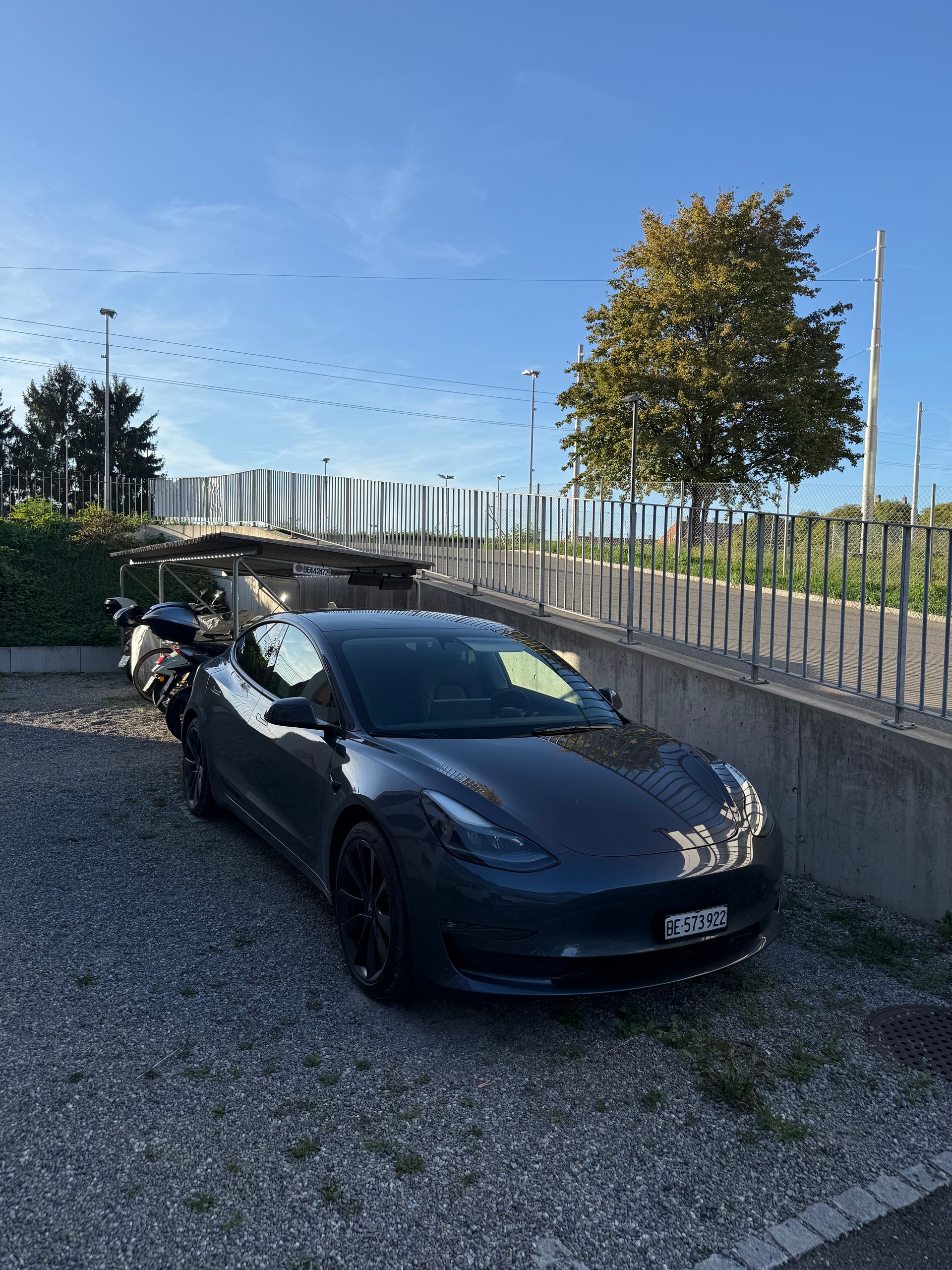 TESLA Long Range-image-0