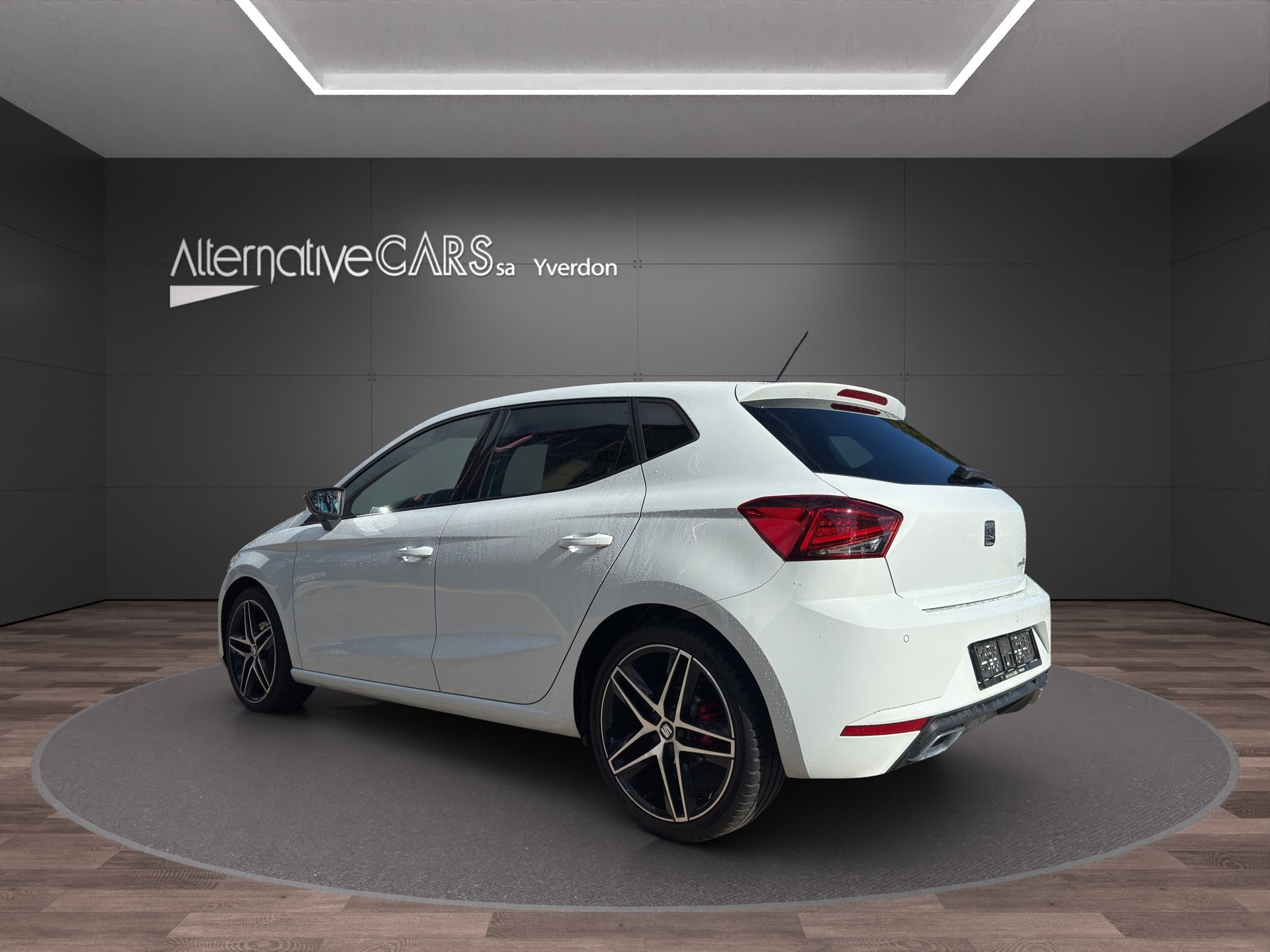 SEAT Ibiza 1.0 EcoTSI Swiss FR-image-2