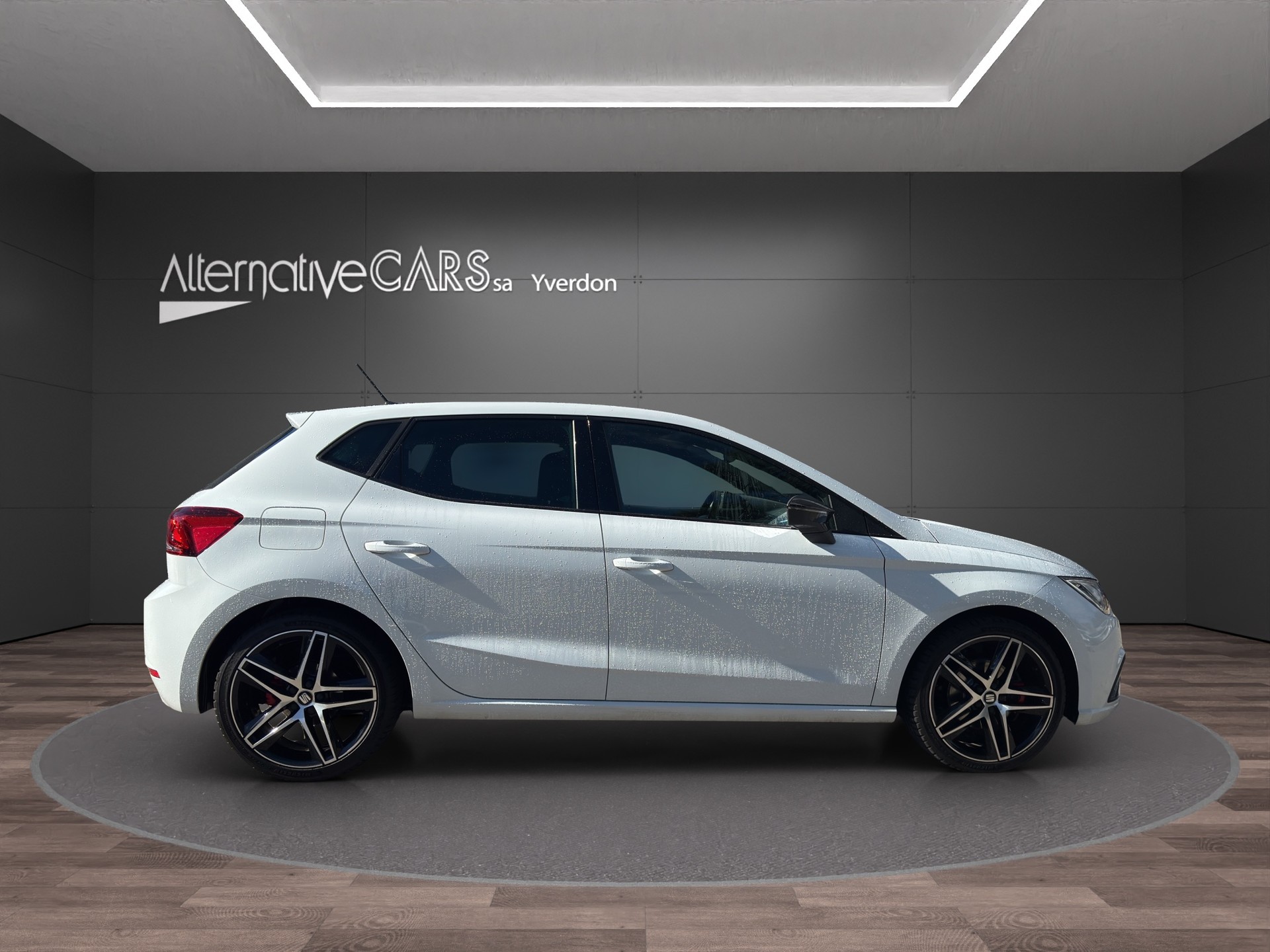 SEAT Ibiza 1.0 EcoTSI Swiss FR-image-5