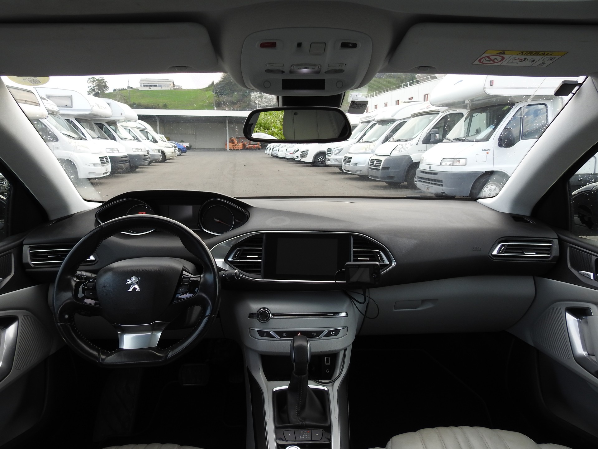 PEUGEOT 308 SW 2.0 BlueHDI Active Automatic-image-17