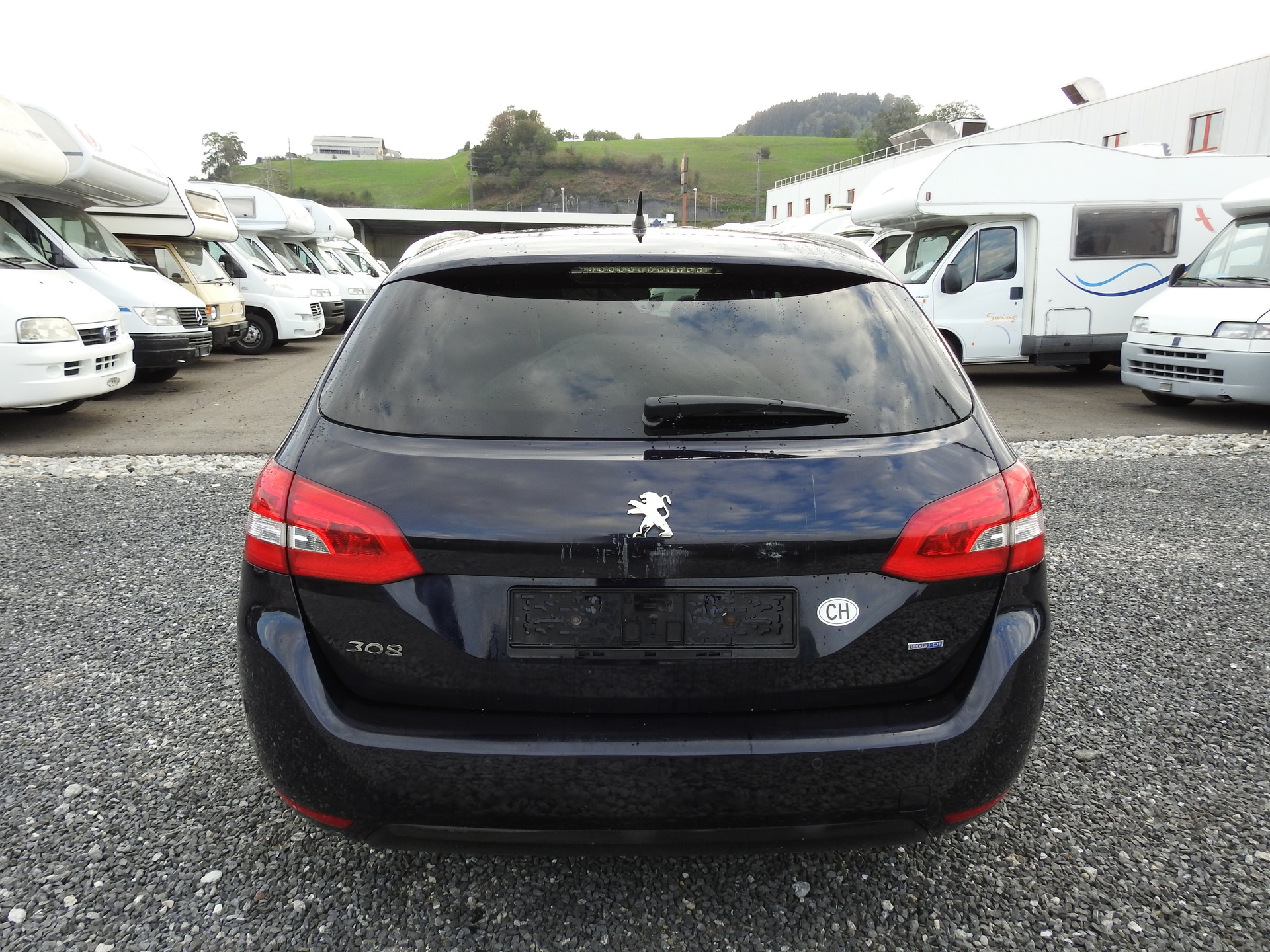 PEUGEOT 308 SW 2.0 BlueHDI Active Automatic-image-5