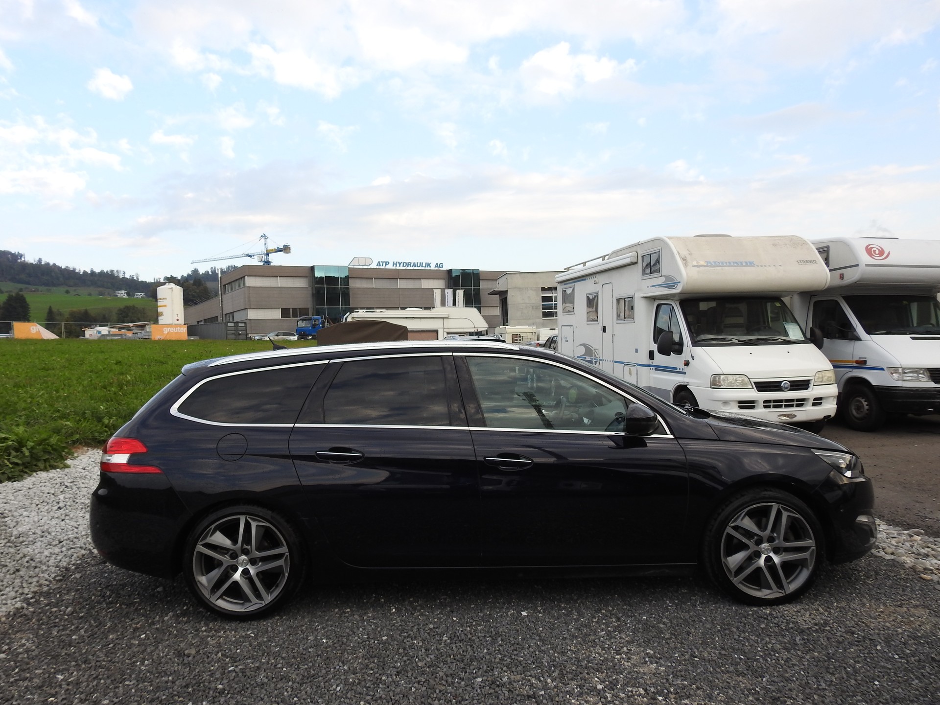 PEUGEOT 308 SW 2.0 BlueHDI Active Automatic-image-7