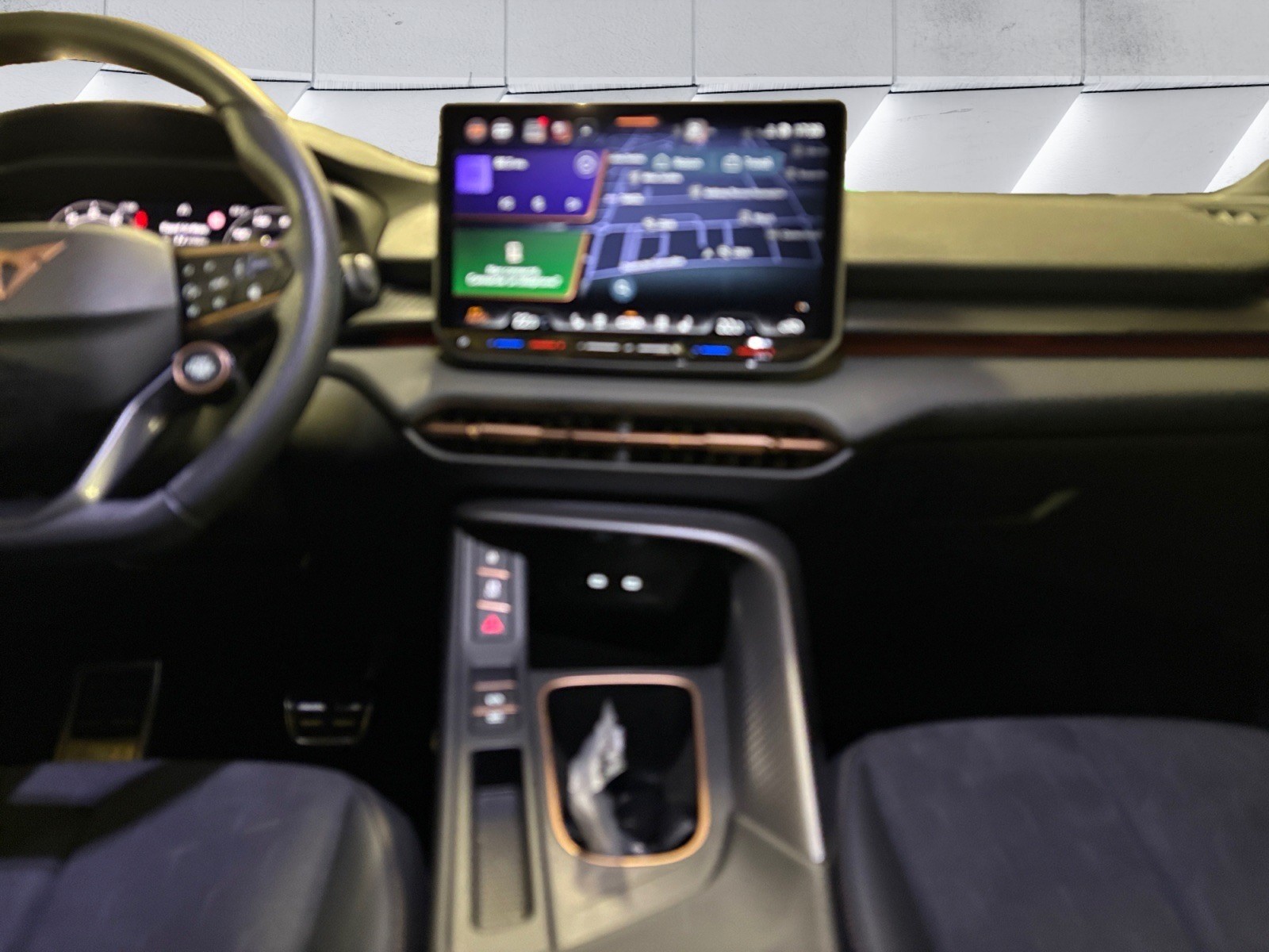 CUPRA Terramar 1.5 eTSI DSG/Caméra 360° / Area View /Intelligent Drive-Paket / Digital Drive-Paket / Paket Edge / Paket 2 "Moon Light-image-10