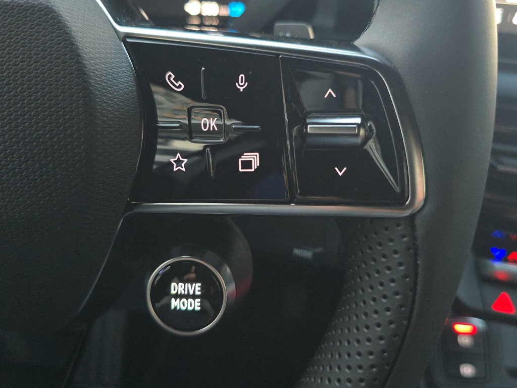NISSAN Micra Evolve 52kWh-image-28