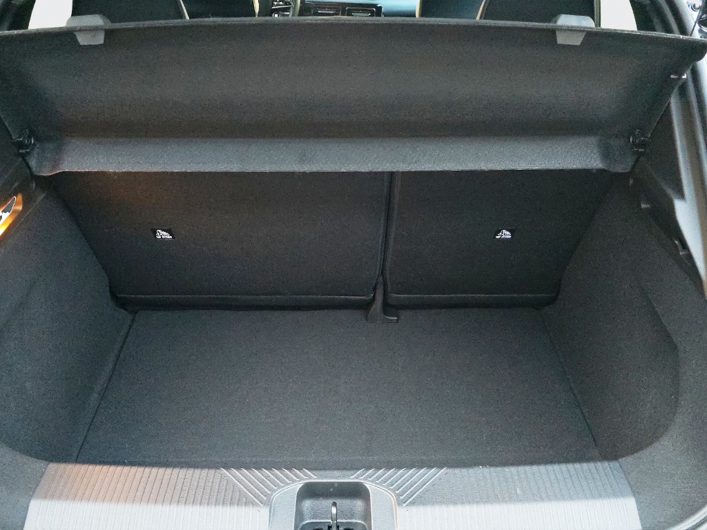 NISSAN Micra Evolve 52kWh-image-11