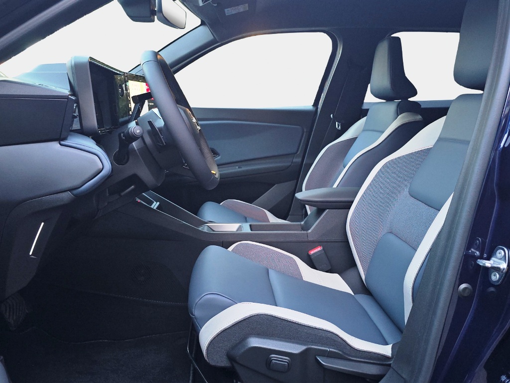 NISSAN Micra Evolve 52kWh-image-8