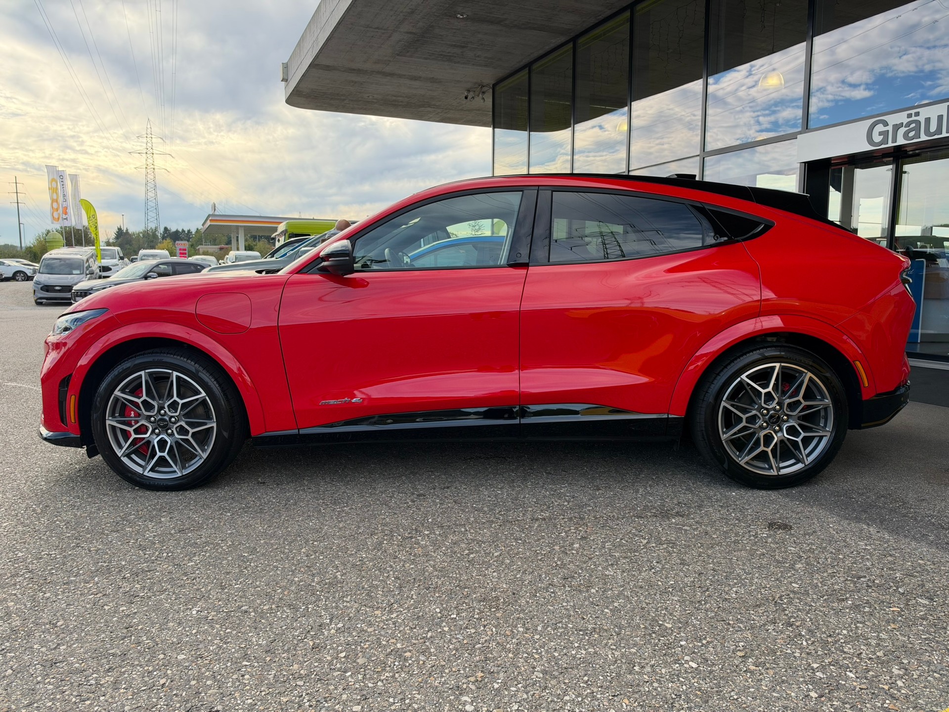 FORD Mustang MACH-E GT AWD 91 kWh-showroom-element-3
