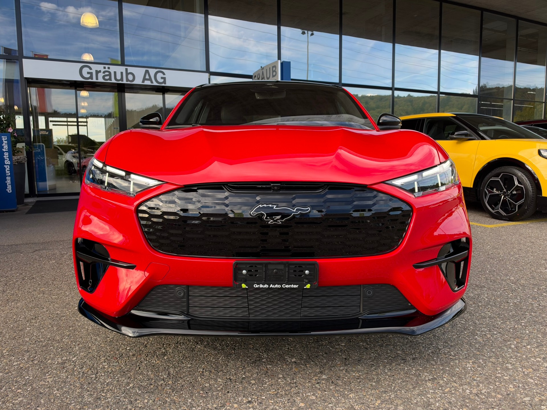 FORD Mustang MACH-E GT AWD 91 kWh-showroom-element-1