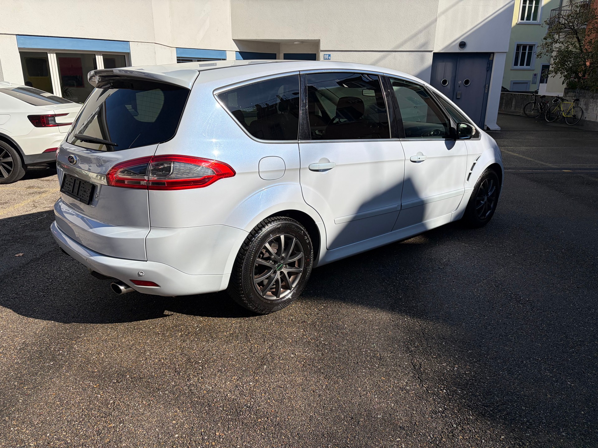 FORD S-Max 2.0 SCTi TitaniumS PowerShift-image-2