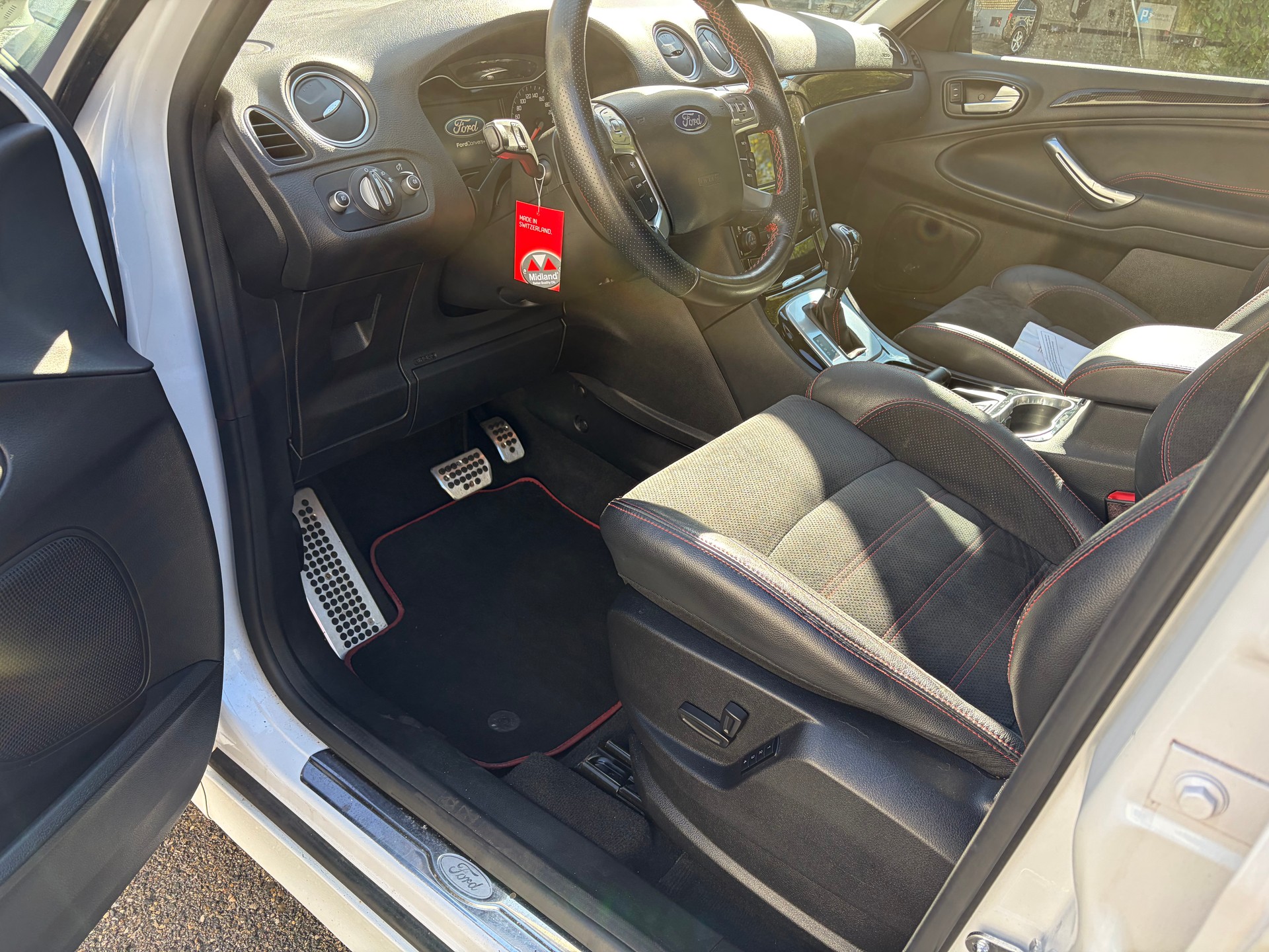 FORD S-Max 2.0 SCTi TitaniumS PowerShift-image-8