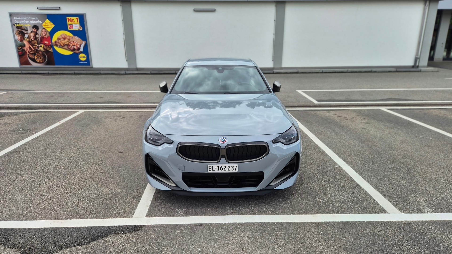 BMW M240i xDrive-image-3