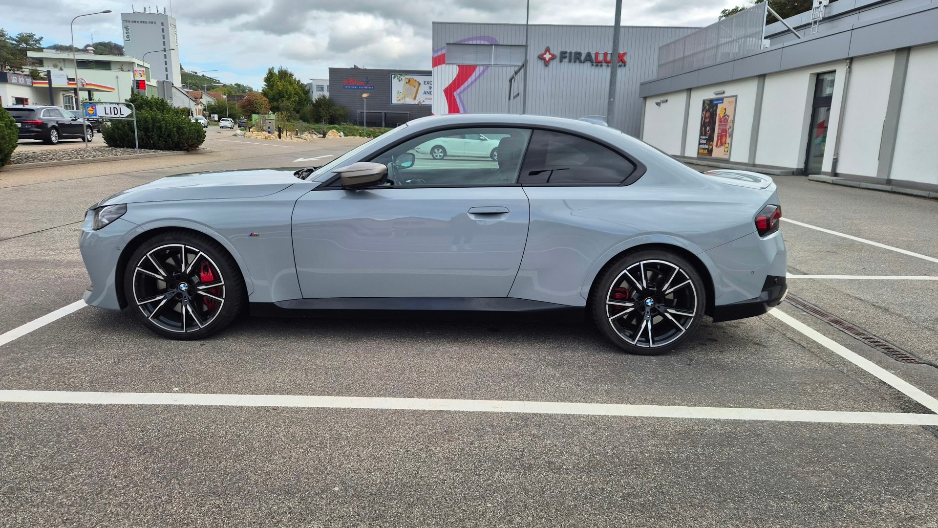 BMW M240i xDrive-image-2