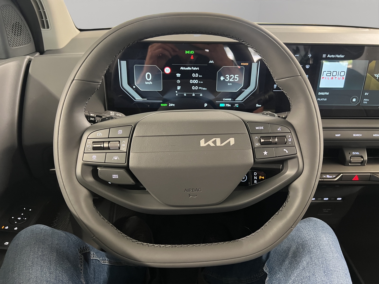KIA EV2 61 kWh Air 4P-image-6
