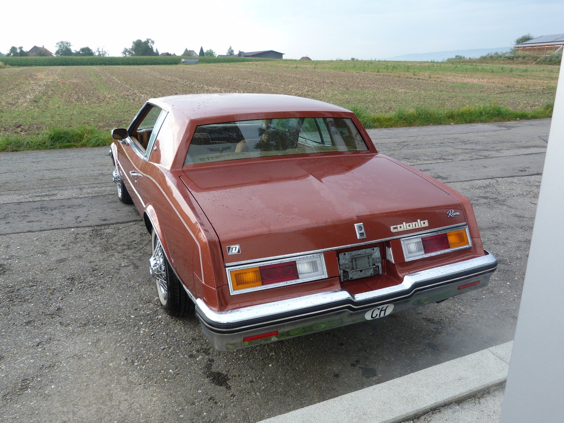 BUICK RIVIERA-image-5