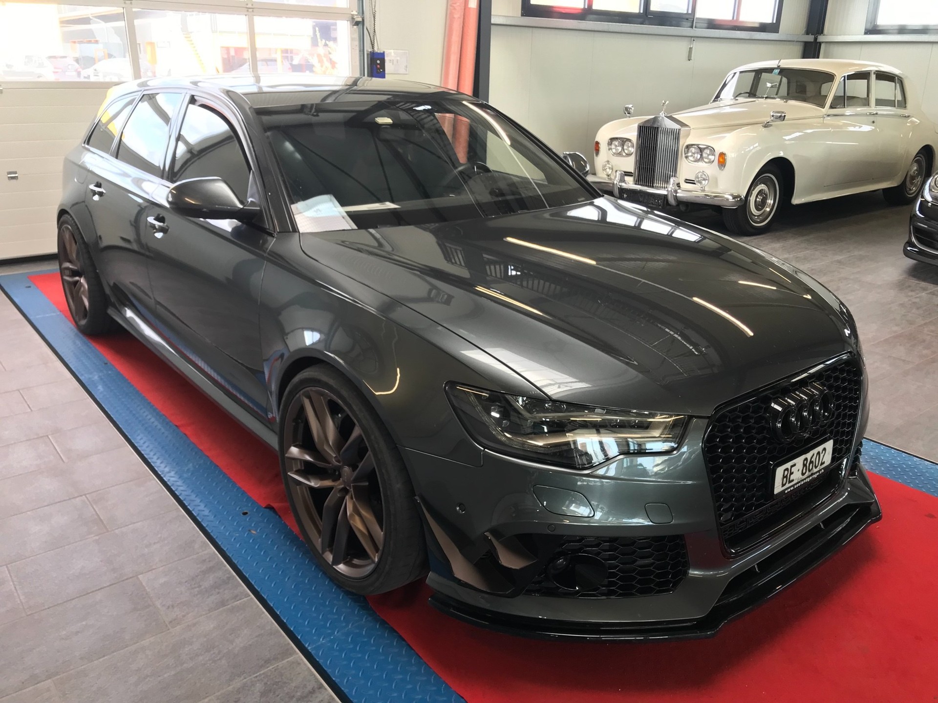 AUDI RS6 Avant 4.0 TFSI V8 quattro Tiptronic-image-1