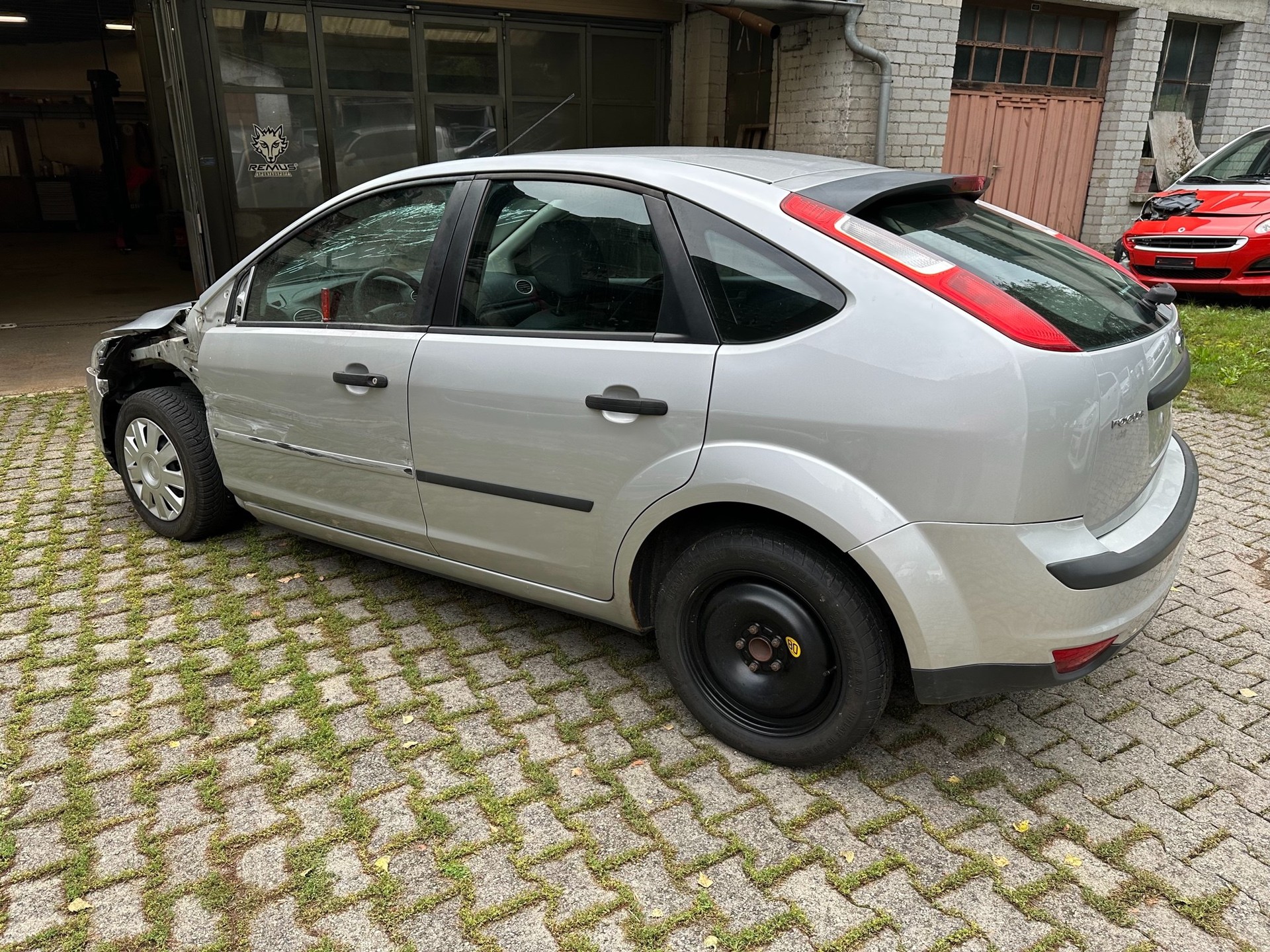 FORD Focus 1.6i VCT Trend FIXPREIS-image-8