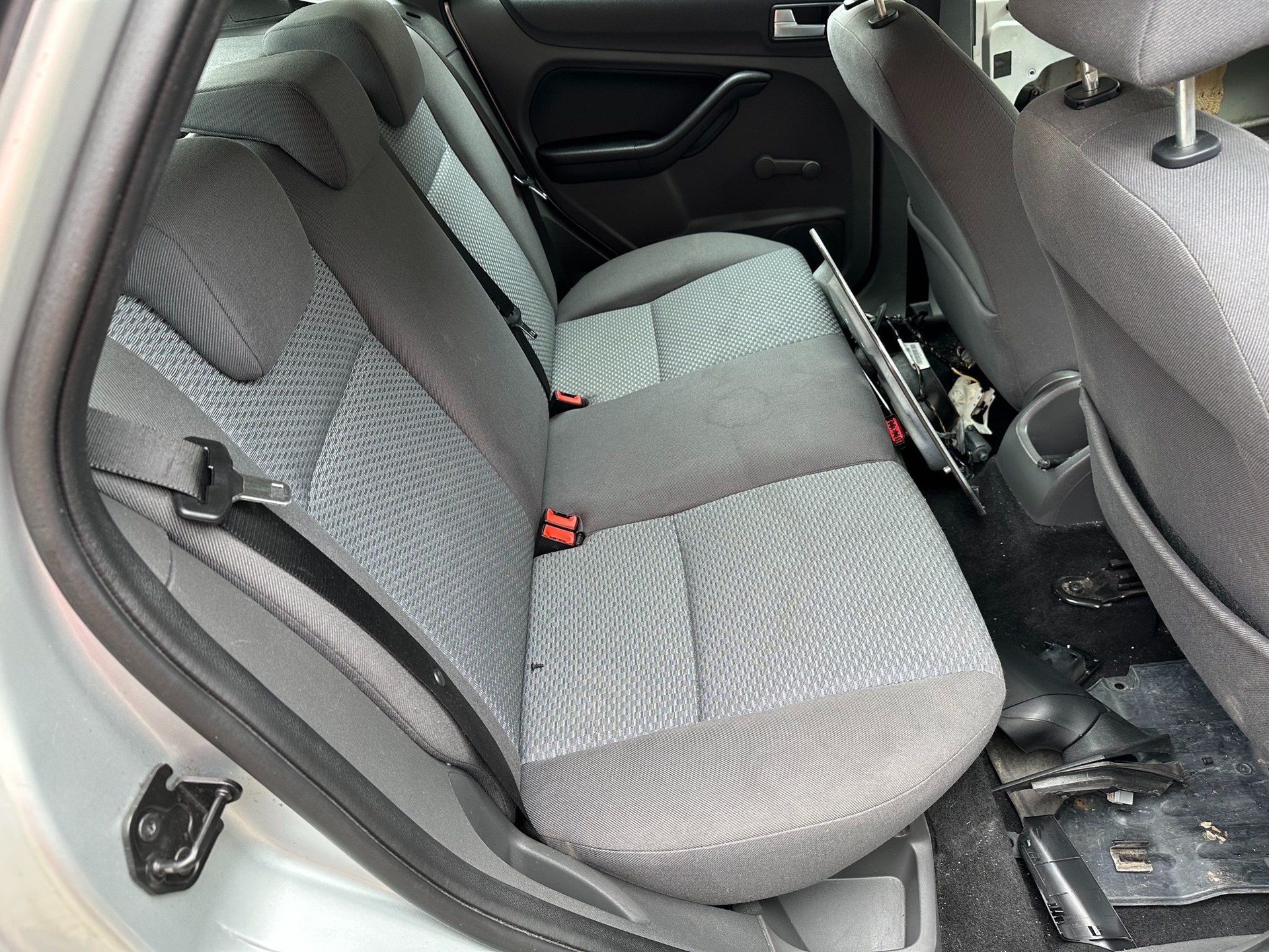 FORD Focus 1.6i VCT Trend FIXPREIS-image-15