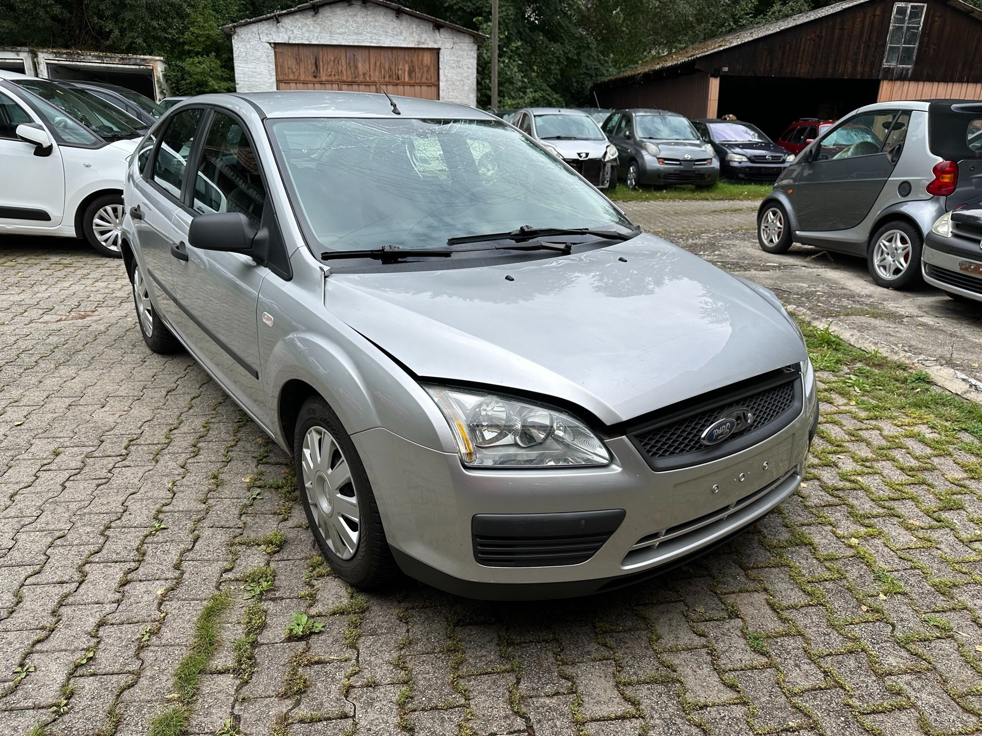 FORD Focus 1.6i VCT Trend FIXPREIS-image-1