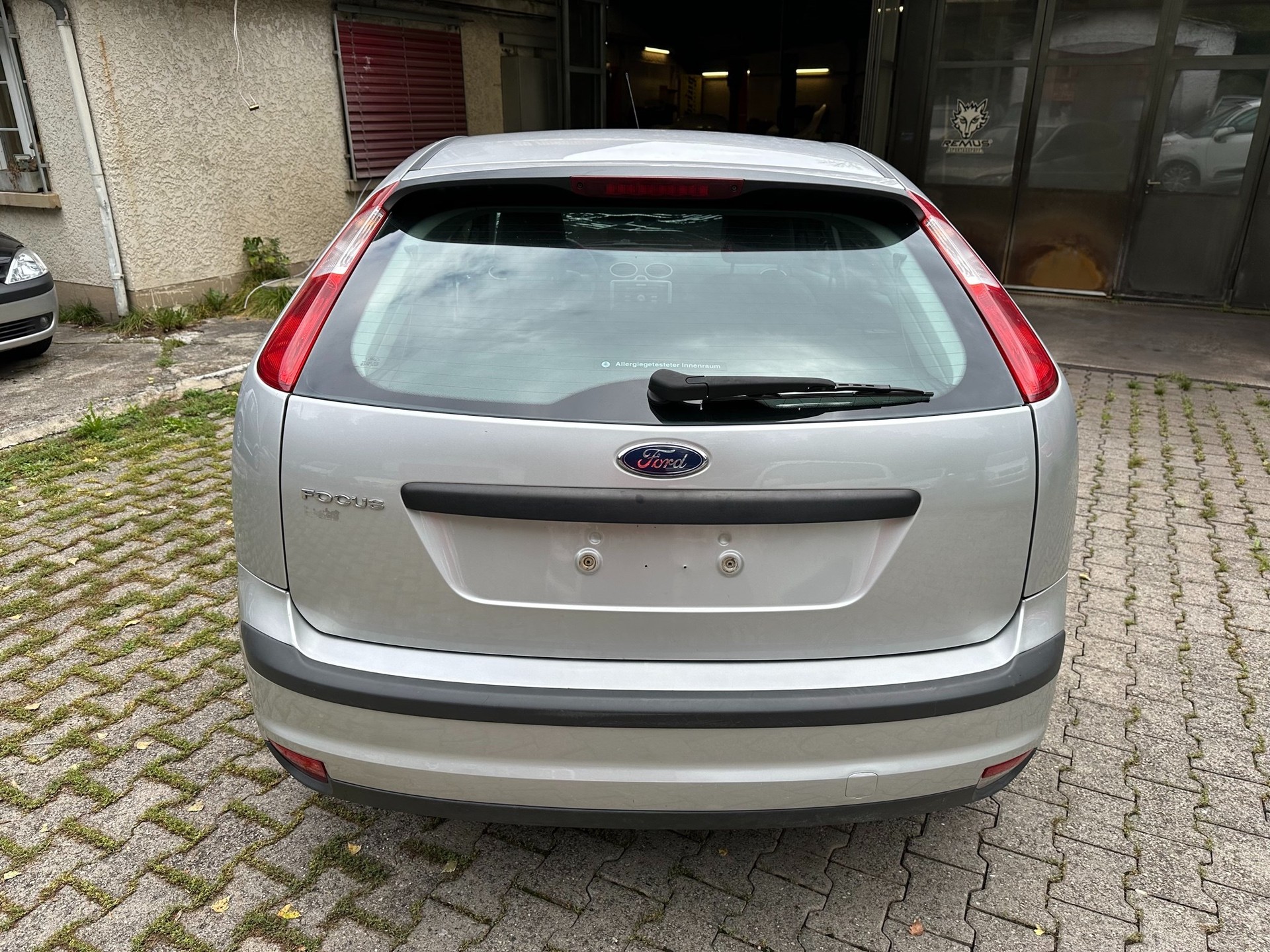 FORD Focus 1.6i VCT Trend FIXPREIS-image-9