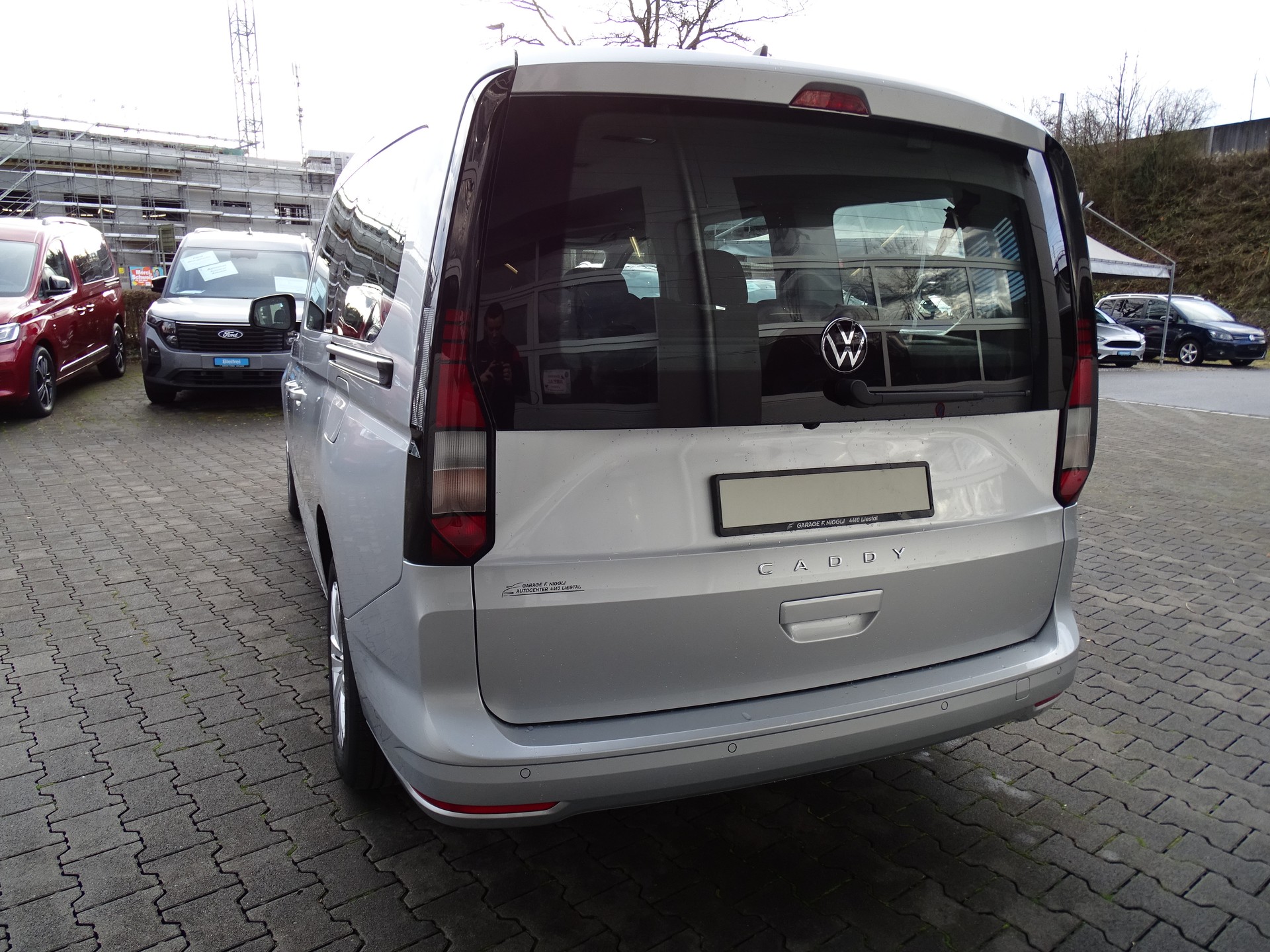 VW Caddy Maxi 1.5 TSI DSG-image-11