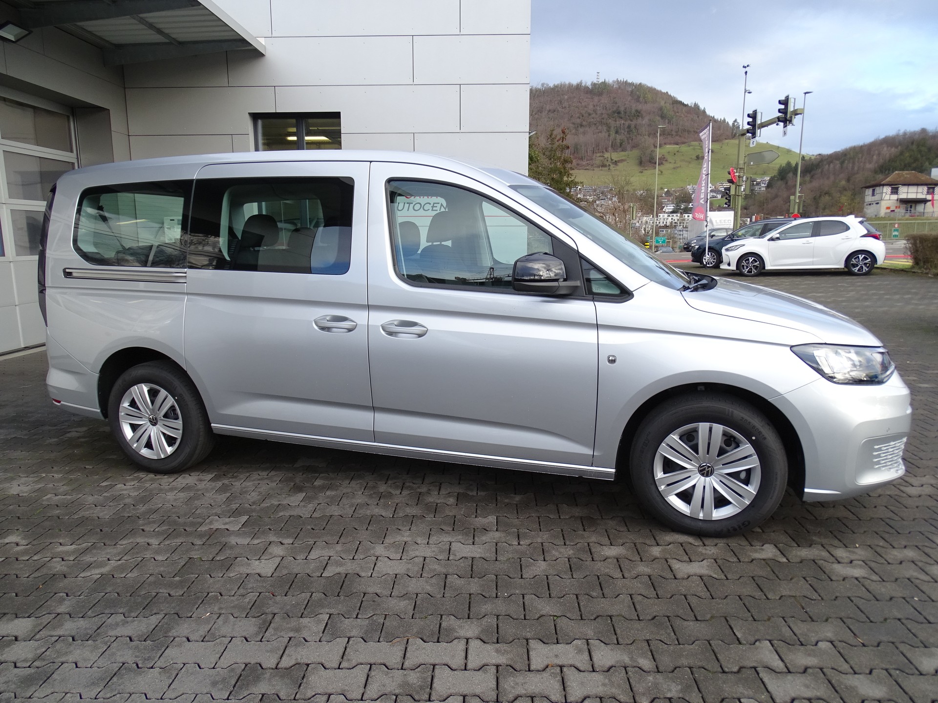 VW Caddy Maxi 1.5 TSI DSG-showroom-element-3