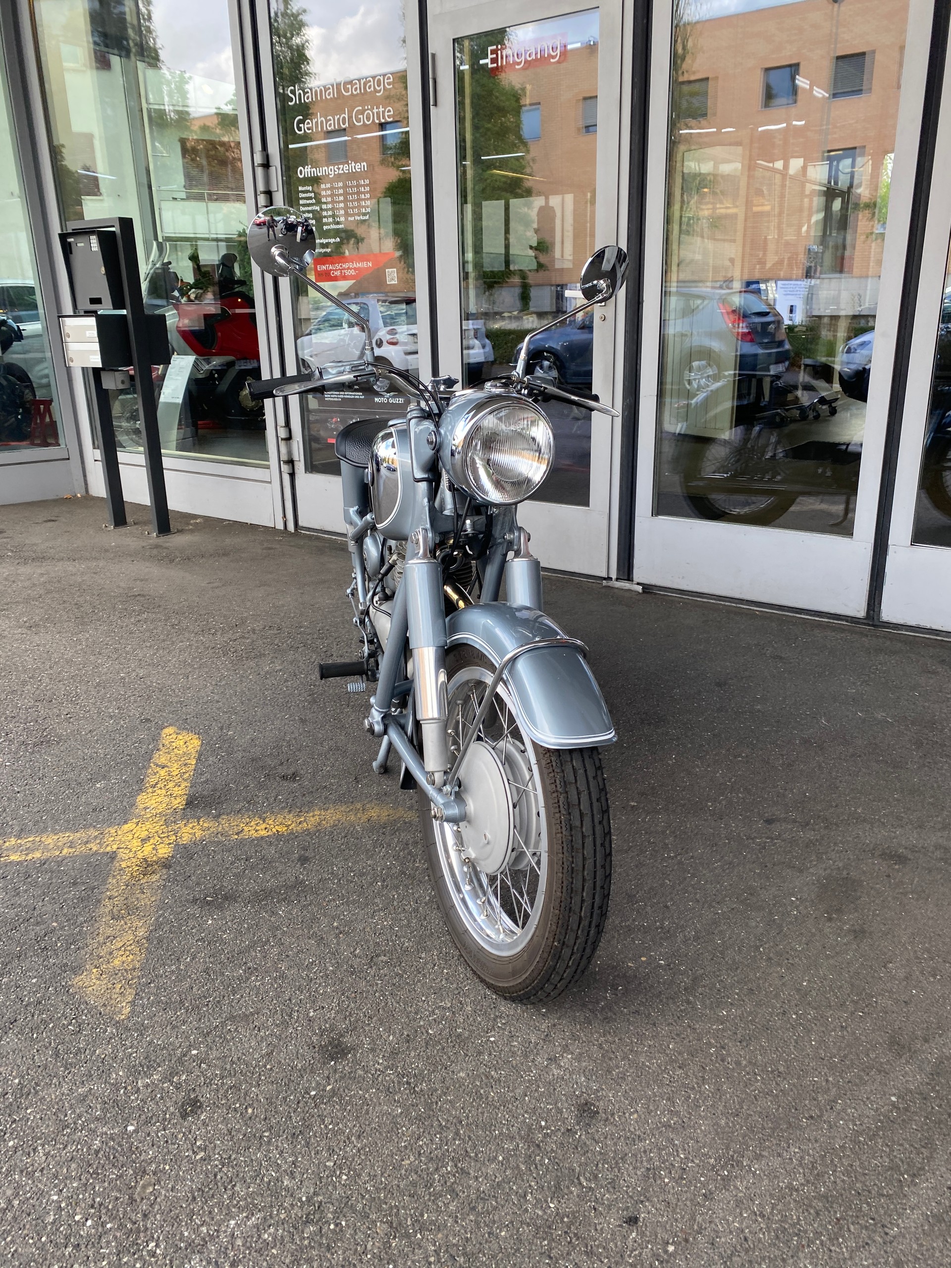 BMW R 26 Swiss Blue-image-4