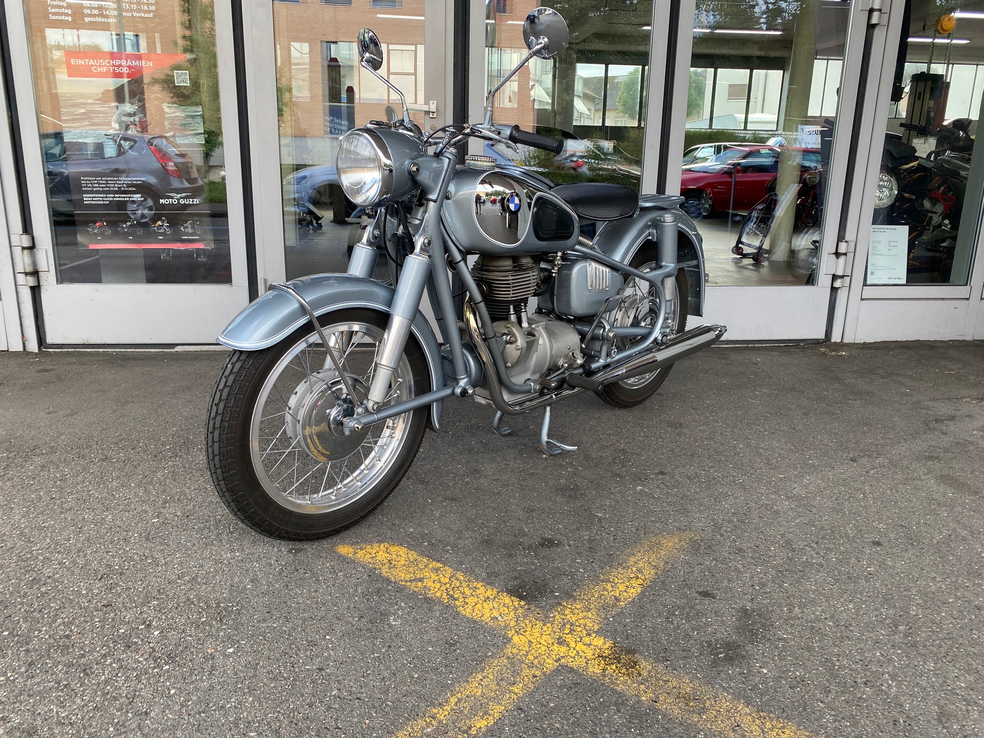 BMW R 26 Swiss Blue-image-7