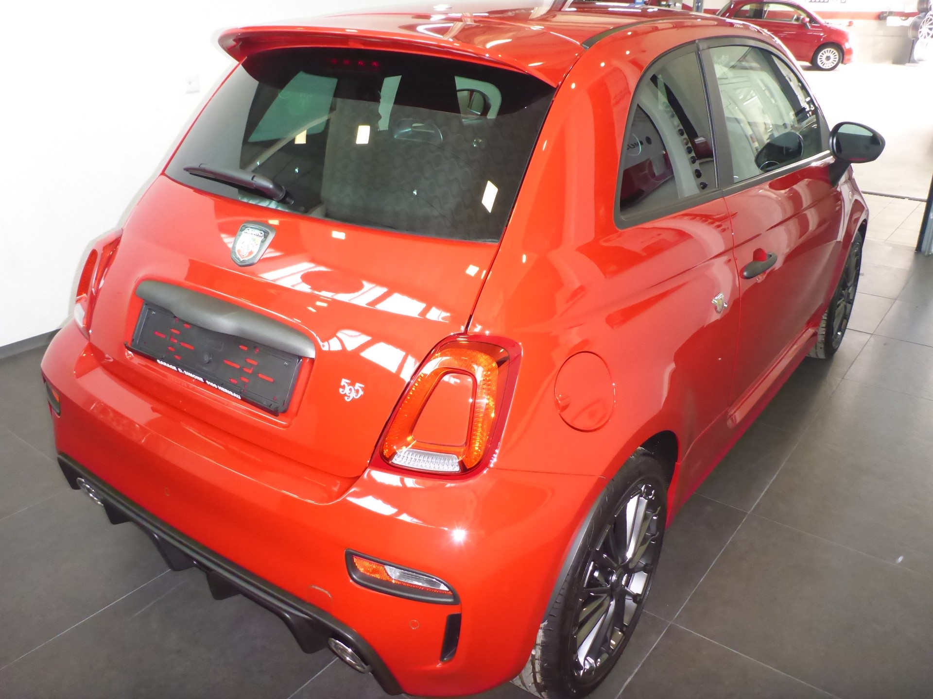 FIAT 595 1.4 16V Turbo Abarth 595 Premium-image-5