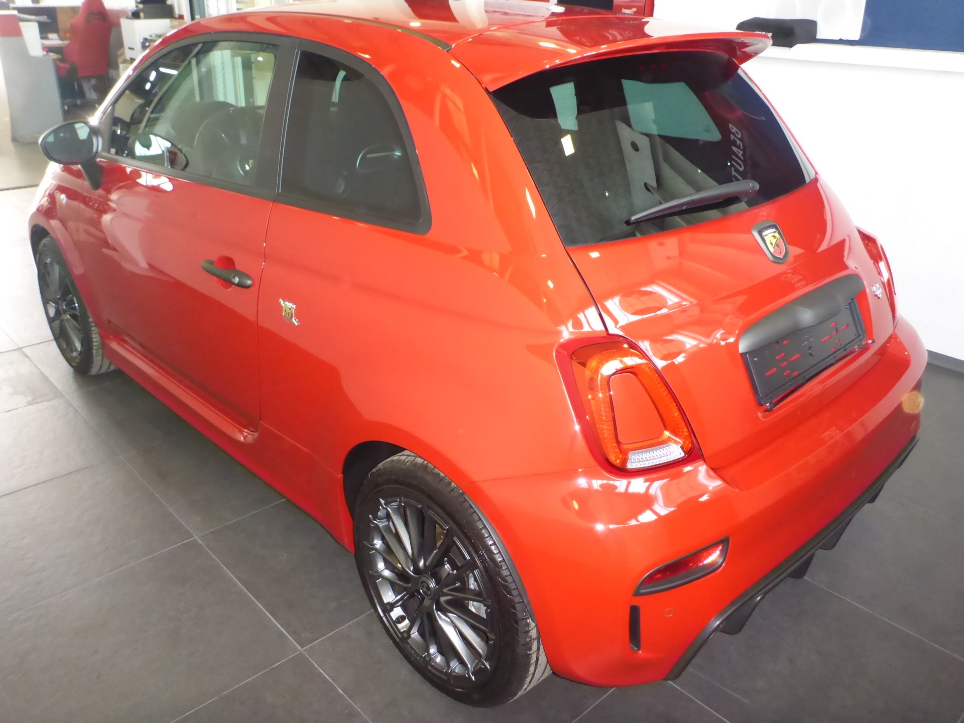 FIAT 595 1.4 16V Turbo Abarth 595 Premium-image-3