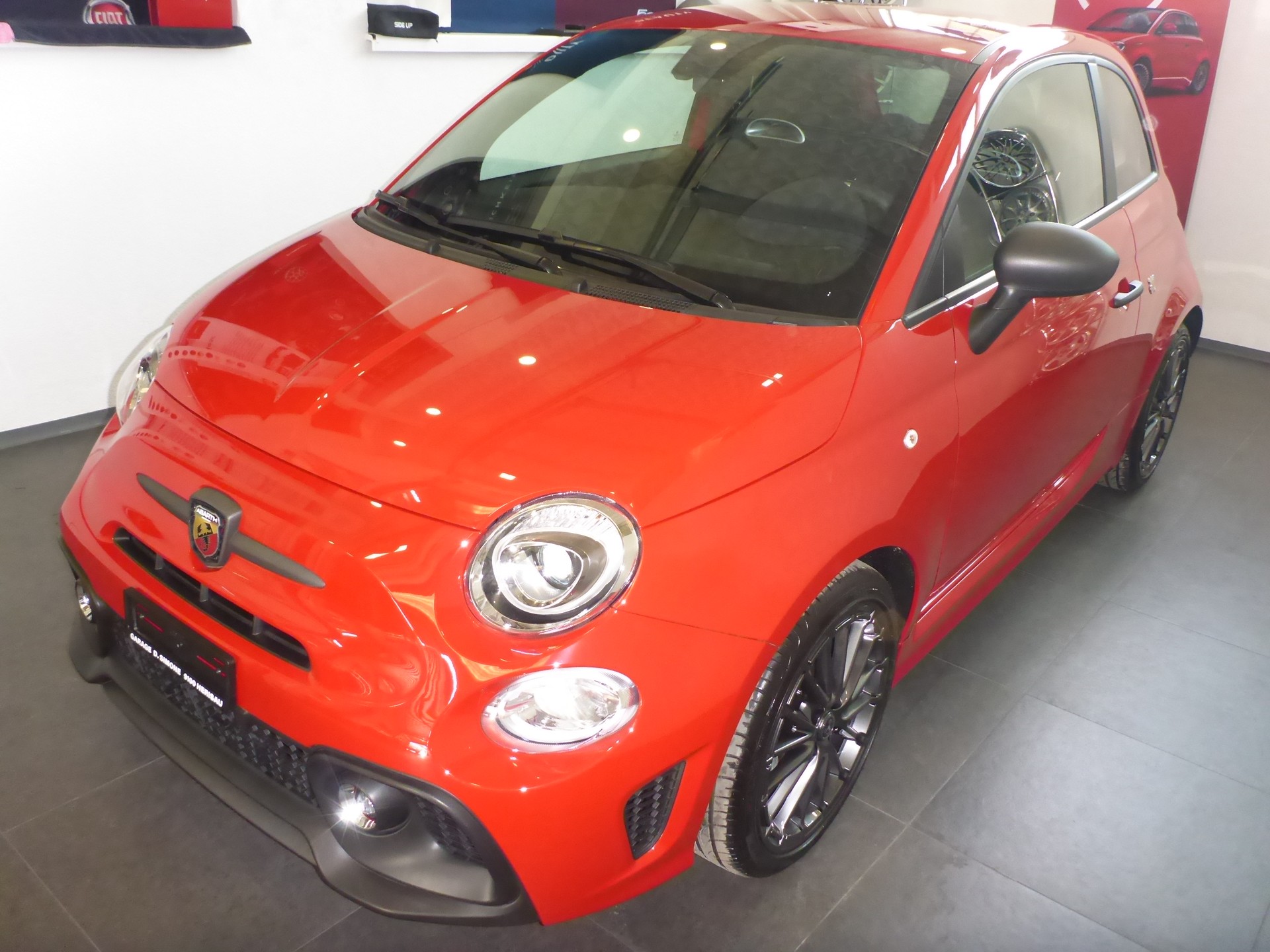 FIAT 595 1.4 16V Turbo Abarth 595 Premium-image-2