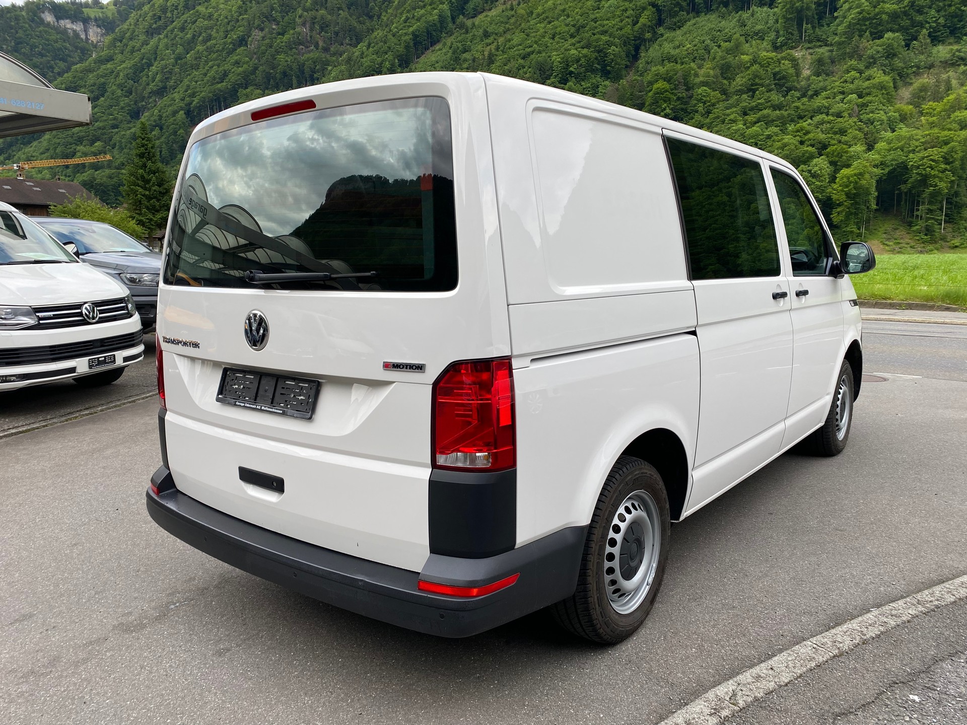 VW T6.1 2.0 TDI 4Motion DSG-image-13