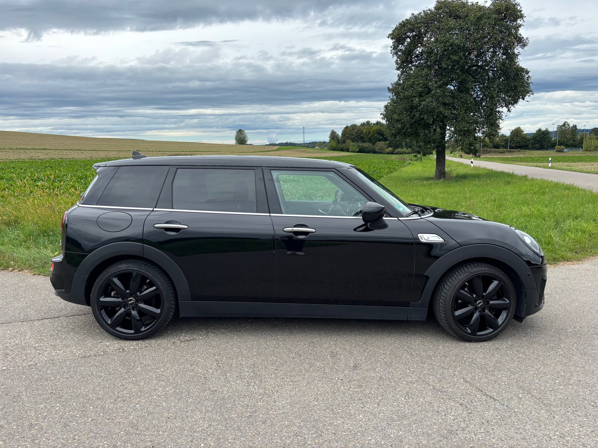 MINI Clubman Cooper S ALL4 Steptronic-image-0