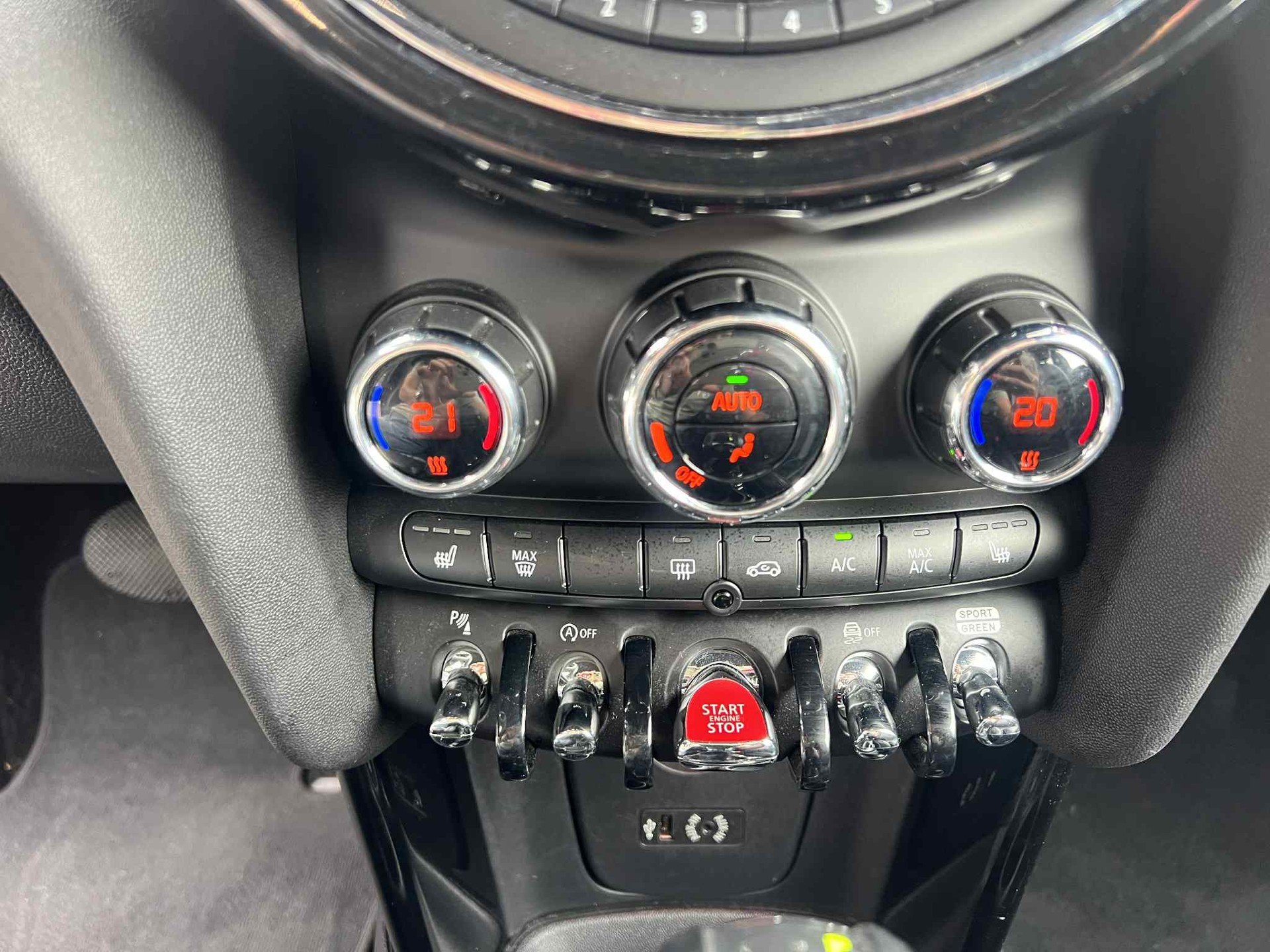 MINI Cooper S Steptronic-image-12
