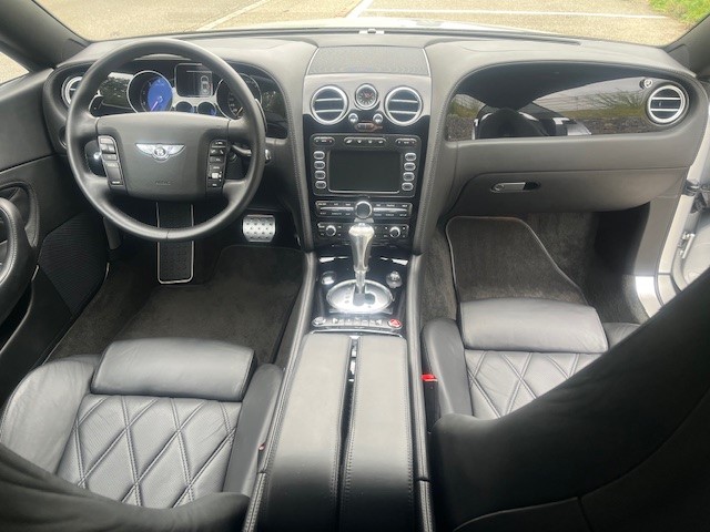 BENTLEY Continental GT 6.0-image-15