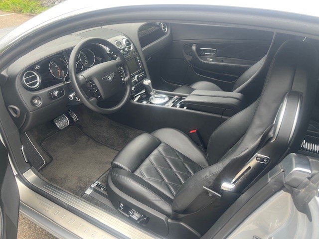 BENTLEY Continental GT 6.0-image-7