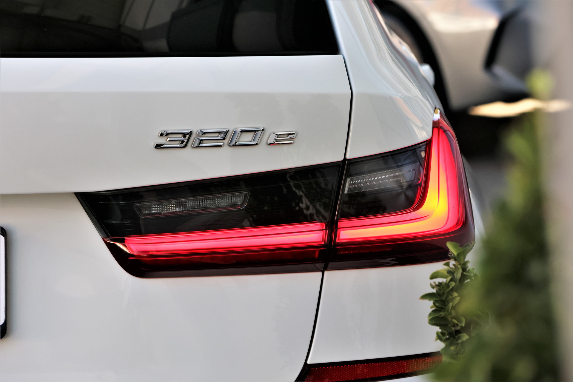 BMW 320e xDrive Touring M Sport Steptronic (CH) + 1500KG AHK-image-4