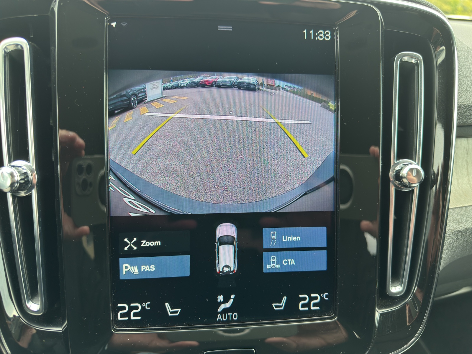 VOLVO XC40 1.5 T5 PiH Inscription-image-12