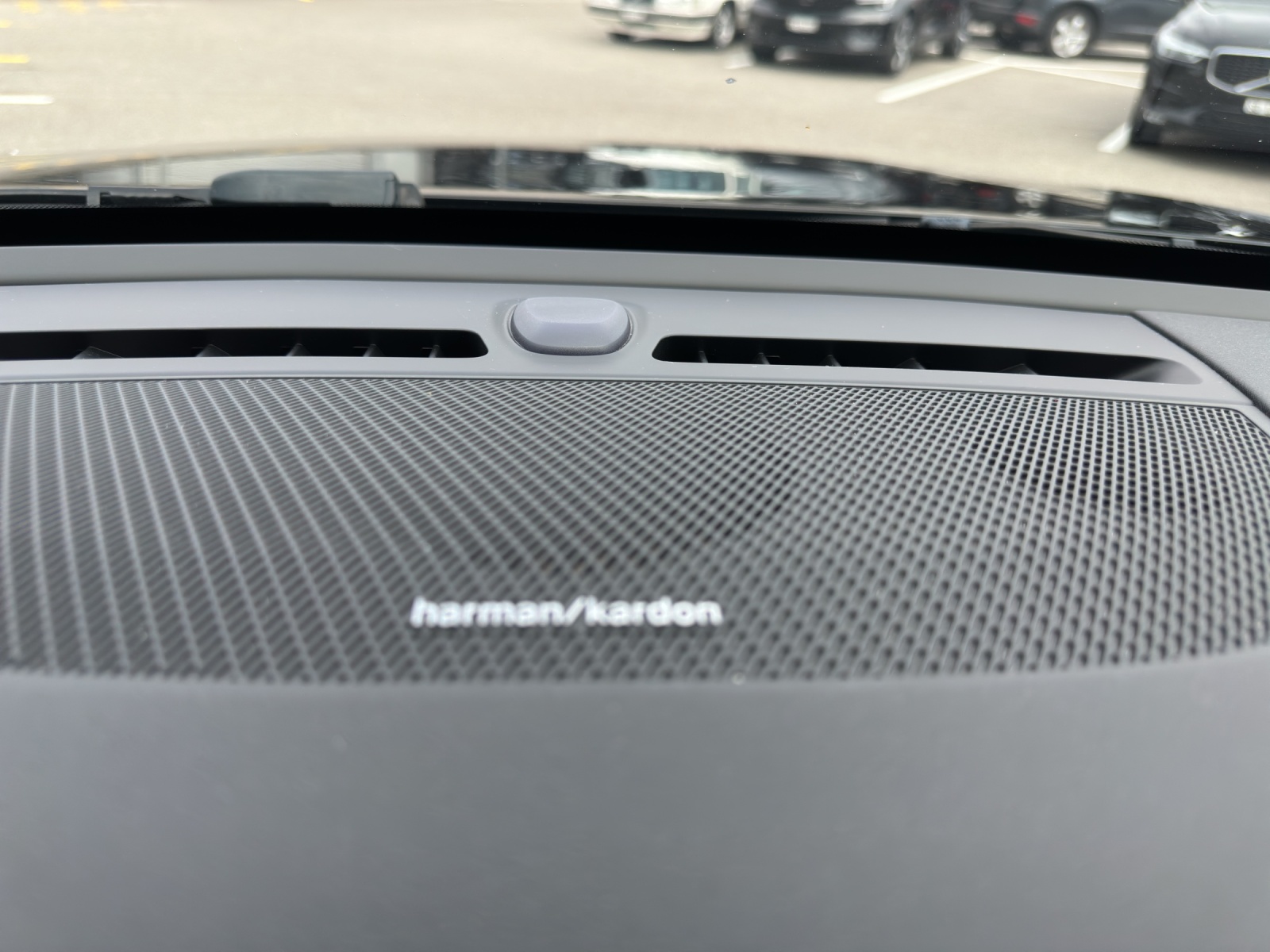 VOLVO XC40 1.5 T5 PiH Inscription-image-15