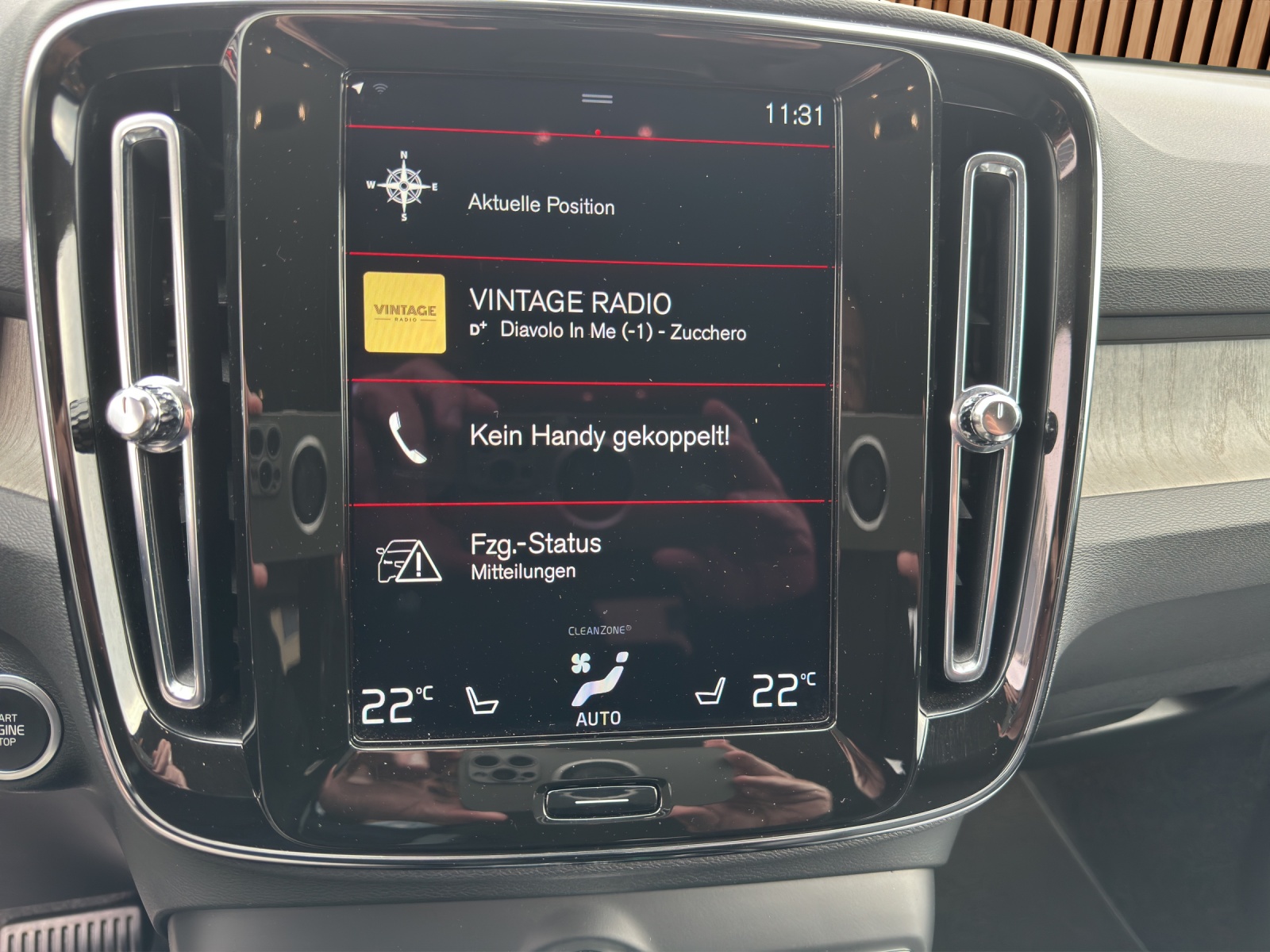 VOLVO XC40 1.5 T5 PiH Inscription-image-11