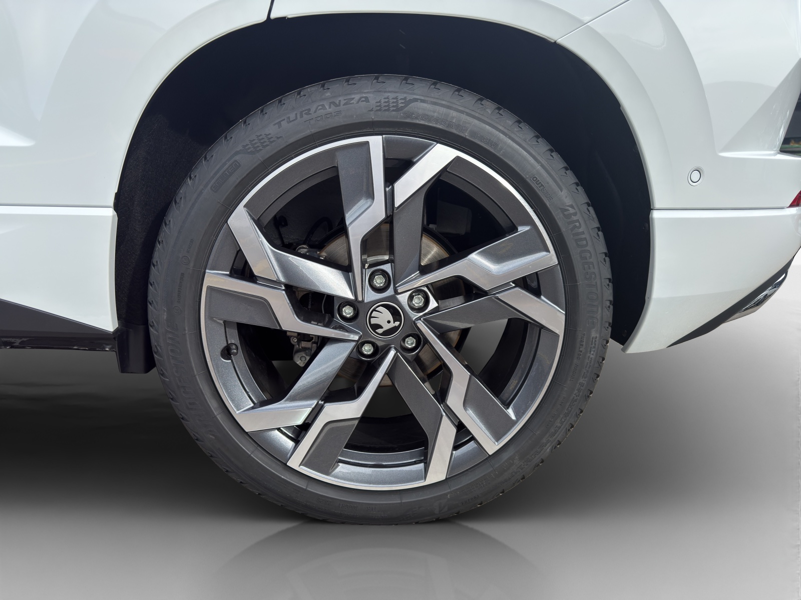 SKODA Karoq 2.0 TDI CR Sport Line 4x4 DSG-image-14