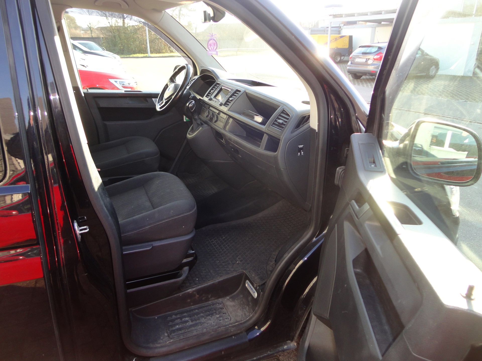 VW T6 2.0 TDI 4Motion DSG-image-11