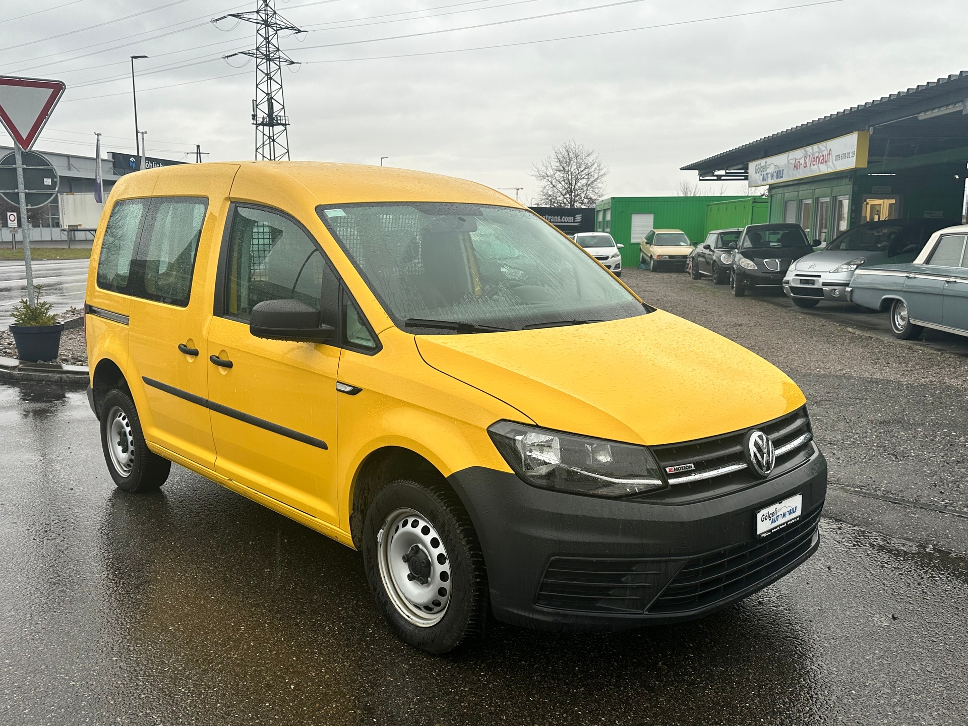 VW Caddy 2.0TDI 4Motion BlueMotion Technology-image-1