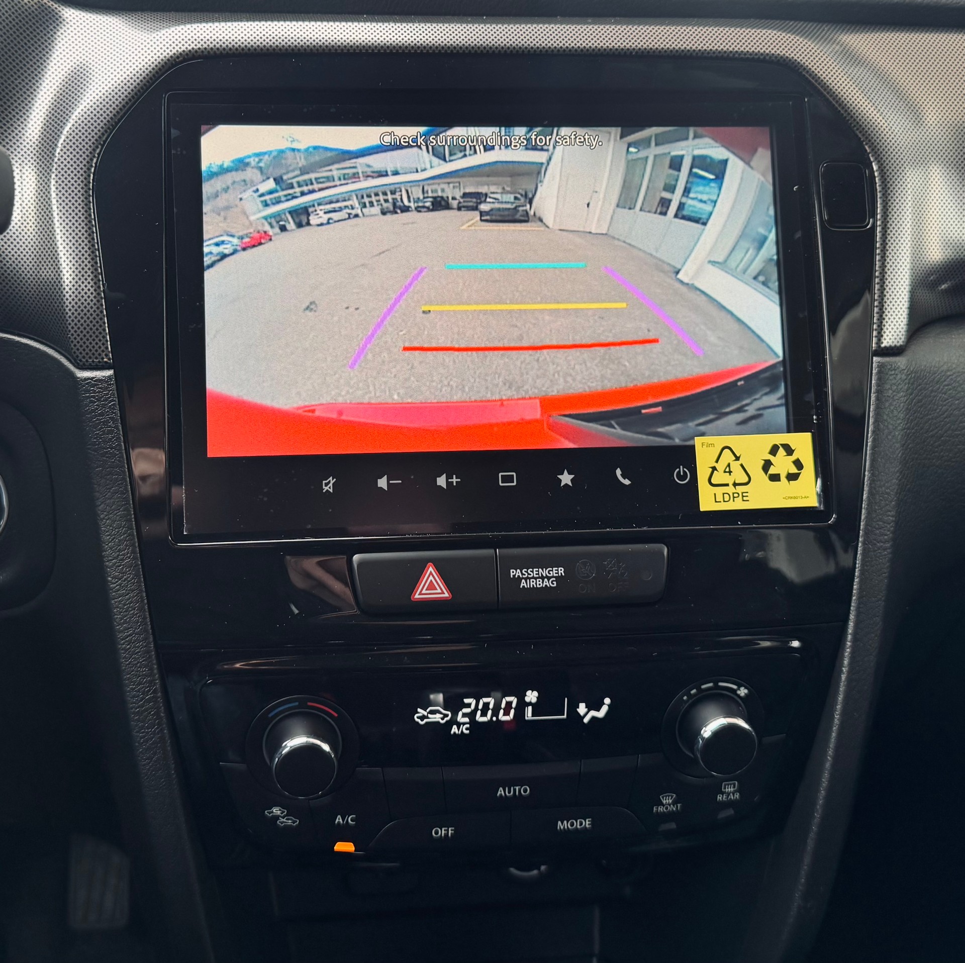 SUZUKI Vitara 1.4 Boosterjet Compact Top 4x4 Hybrid-image-14