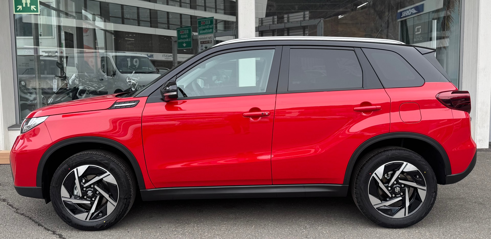 SUZUKI Vitara 1.4 Boosterjet Compact Top 4x4 Hybrid-image-2