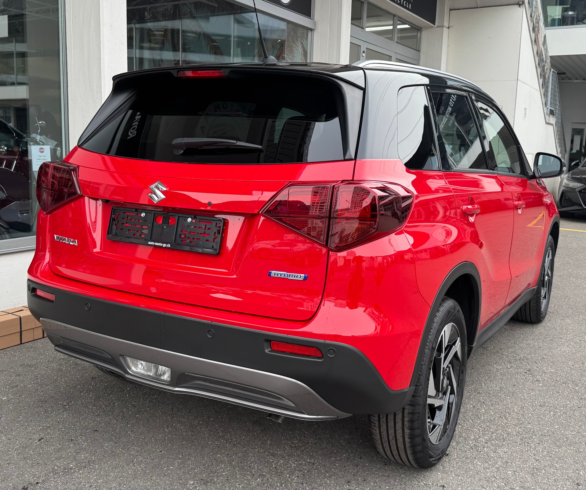 SUZUKI Vitara 1.4 Boosterjet Compact Top 4x4 Hybrid-image-4