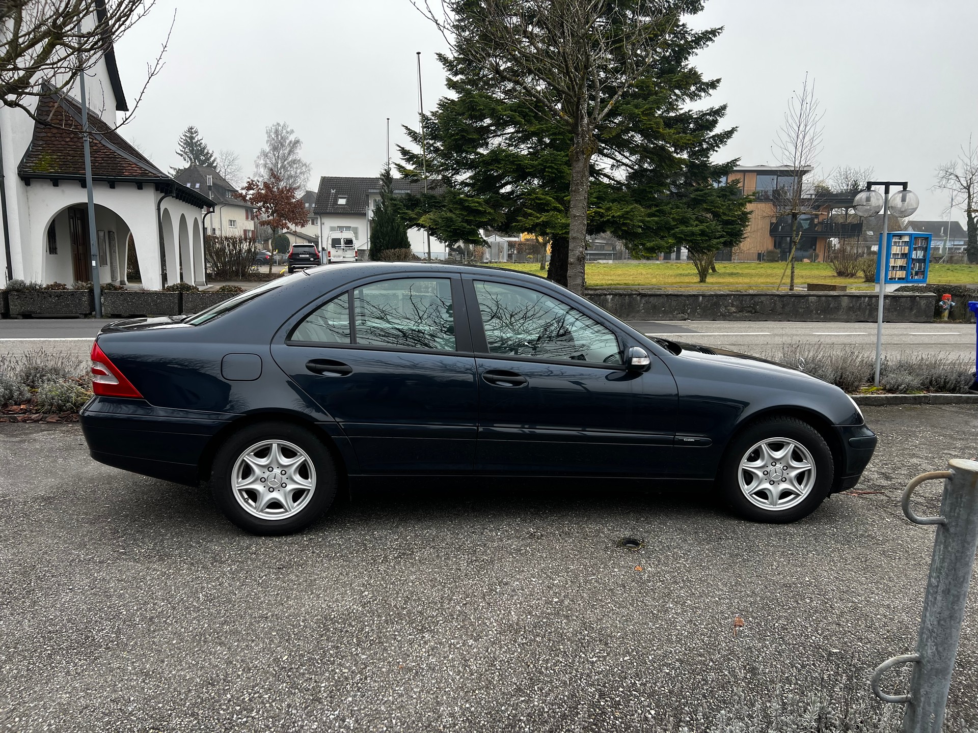 MERCEDES-BENZ C 180 Kompressor Elégance-image-3