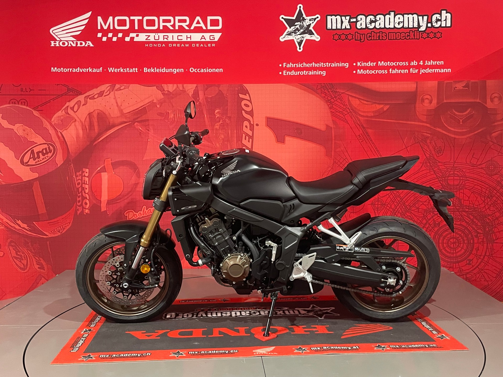 HONDA CB650R E-Clutch**Modell 2026**Neufahrzeug***Matte Gunpowder Black Metallic*-image-4