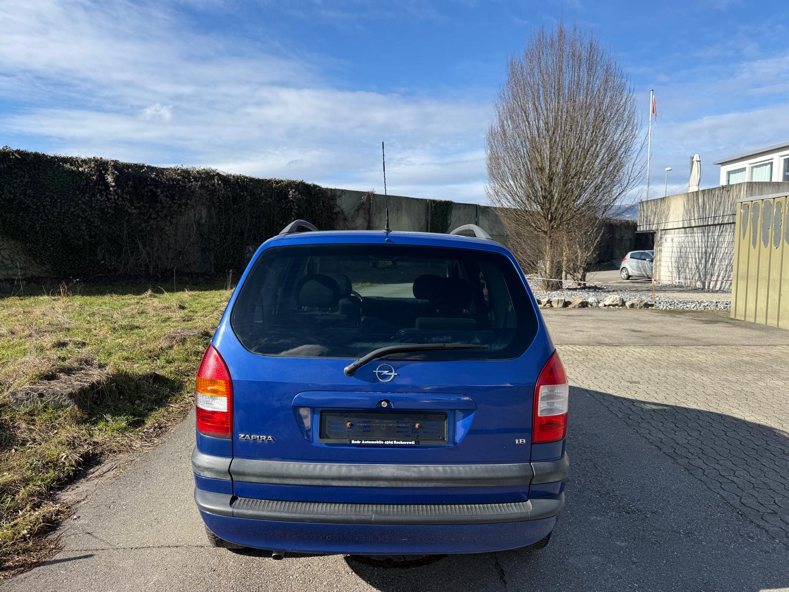 OPEL Zafira 1.8i 16V Club-image-3