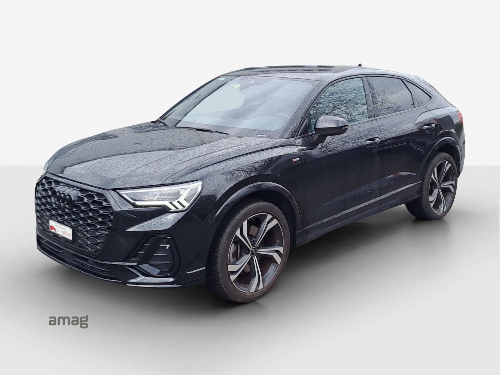 AUDI Q3 Sportback 40 TFSI S line quattro S-tronic-image-0