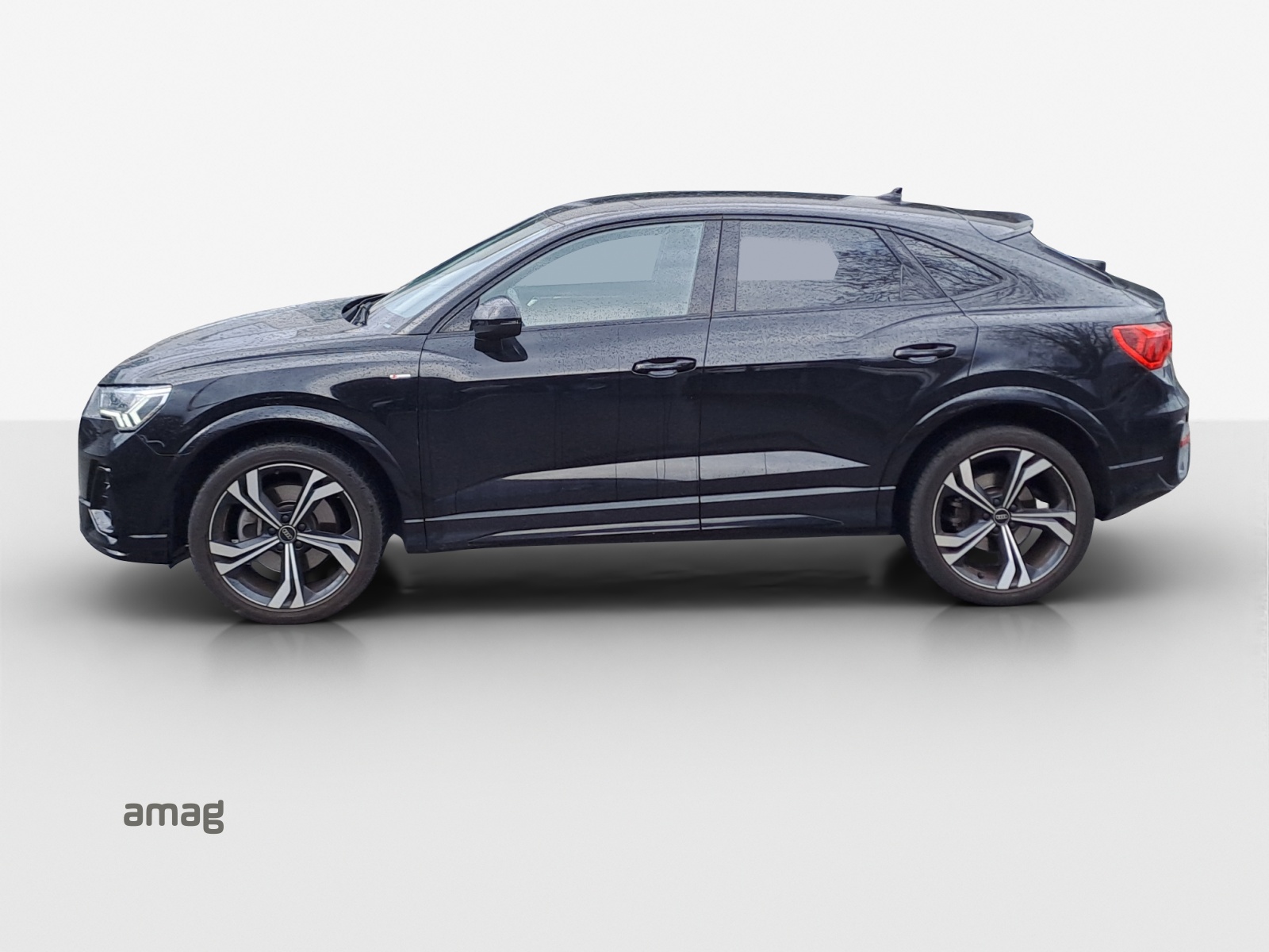 AUDI Q3 Sportback 40 TFSI S line quattro S-tronic-image-1